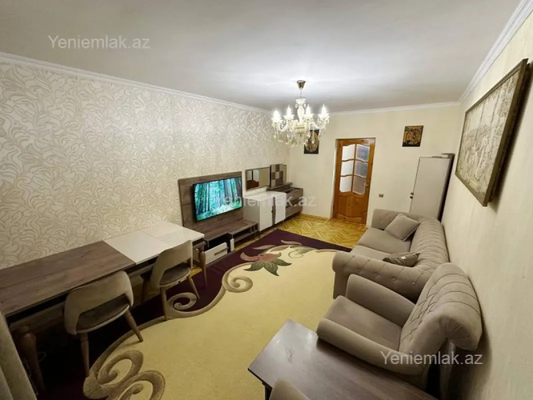 Satılır 3 otaqlı köhnə tikili 85 m²