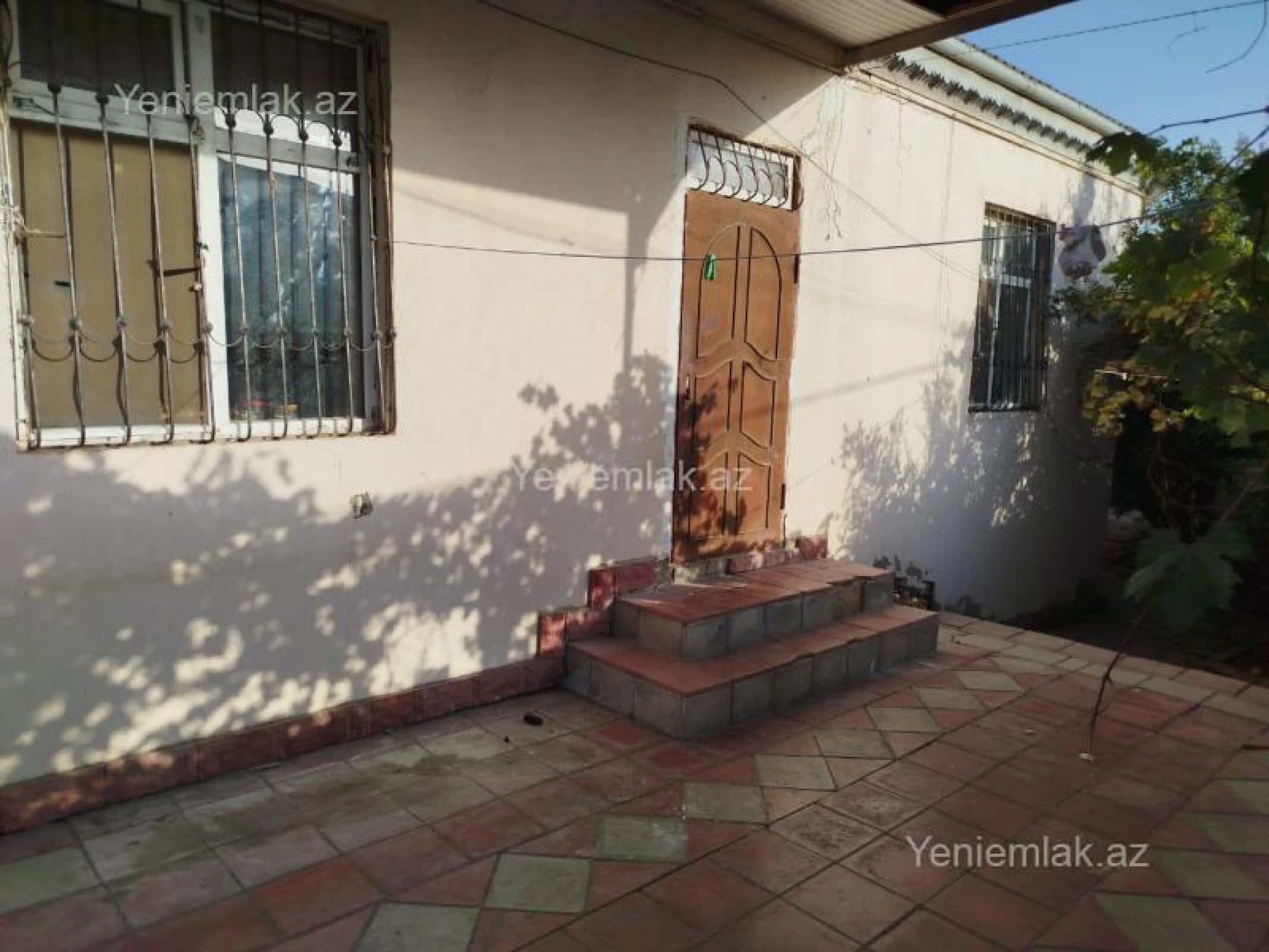 Satılır 3 otaqlı həyət evi 100 m²