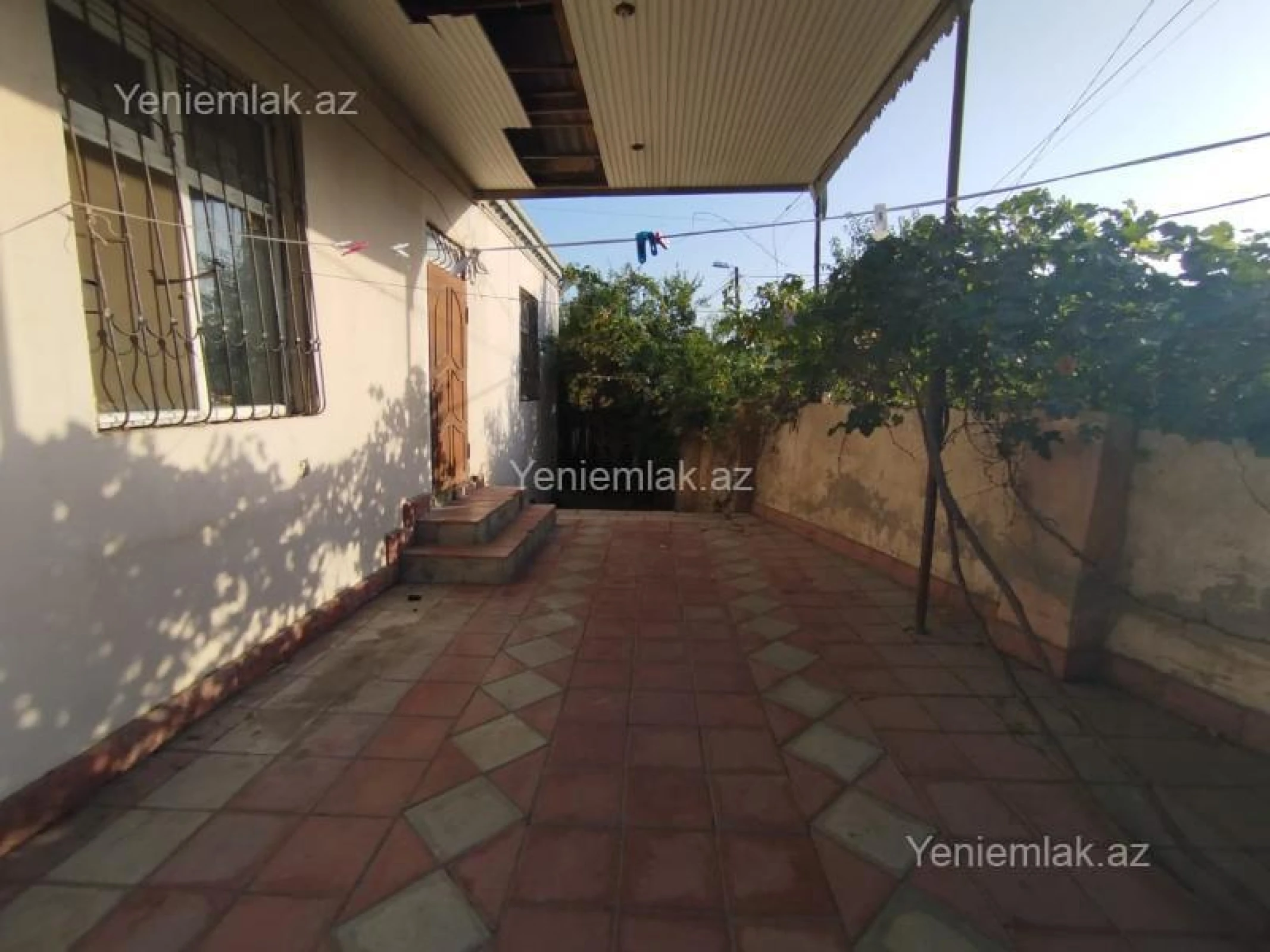 Satılır 3 otaqlı həyət evi 100 m²
