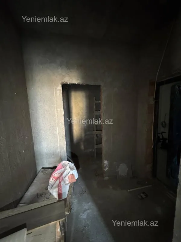 Satılır 3 otaqlı yeni tikili 82 m²