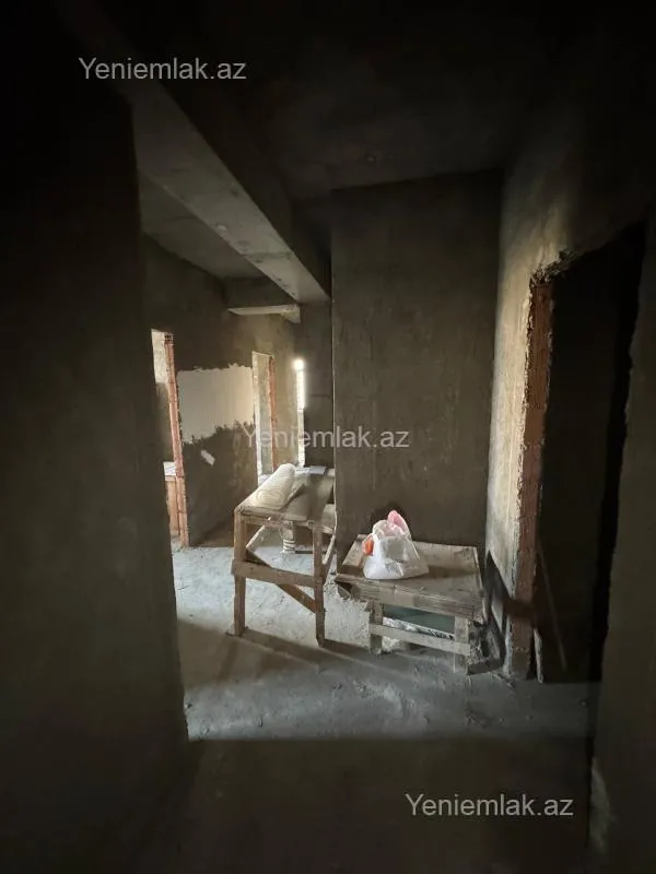 Satılır 3 otaqlı yeni tikili 82 m²