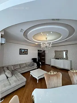 Satılır 4 otaqlı yeni tikili 150 m²