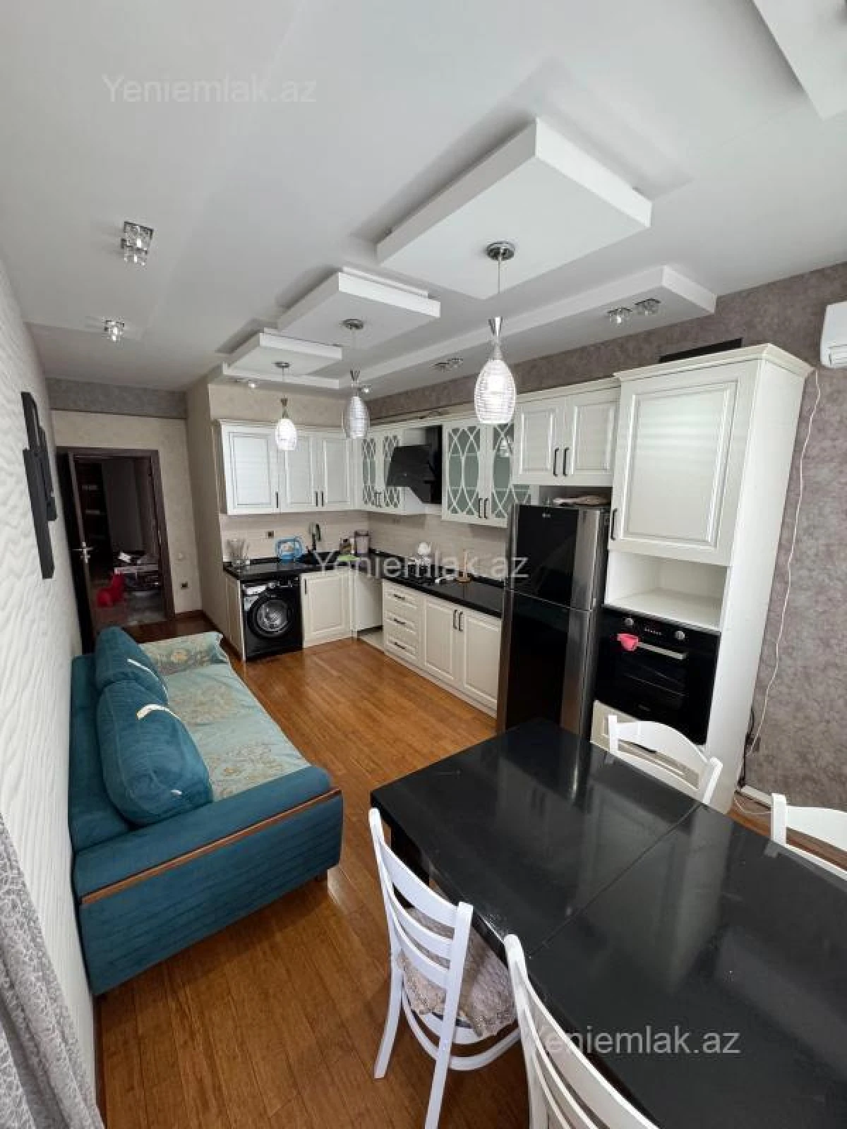 Satılır 4 otaqlı yeni tikili 150 m²