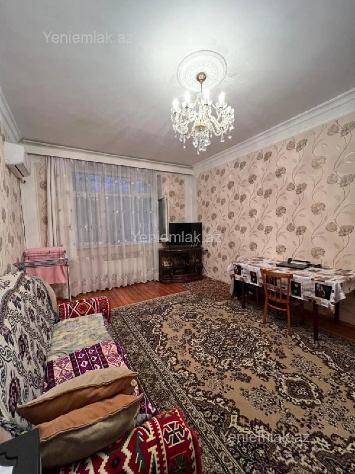 Satılır 3 otaqlı köhnə tikili 80 m²