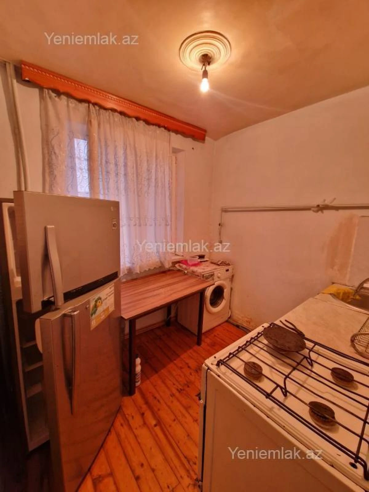 Satılır 2 otaqlı köhnə tikili 48 m²
