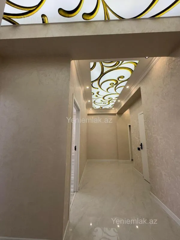 Satılır 3 otaqlı yeni tikili 80 m²