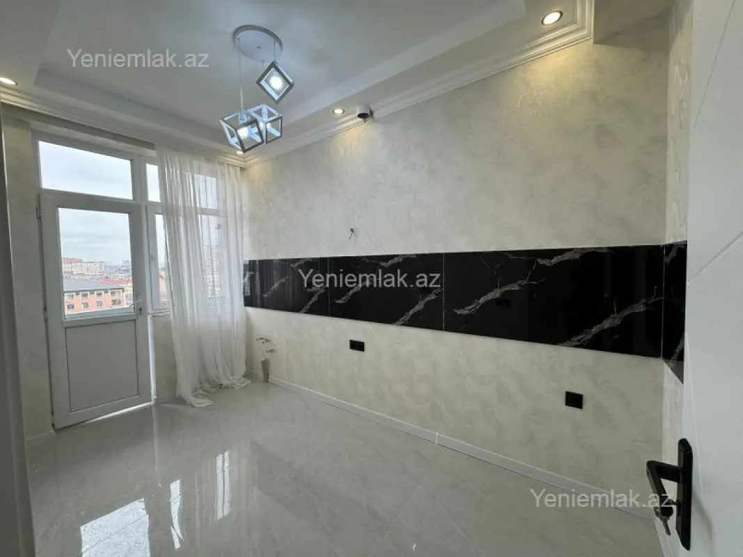 Satılır 3 otaqlı yeni tikili 80 m²