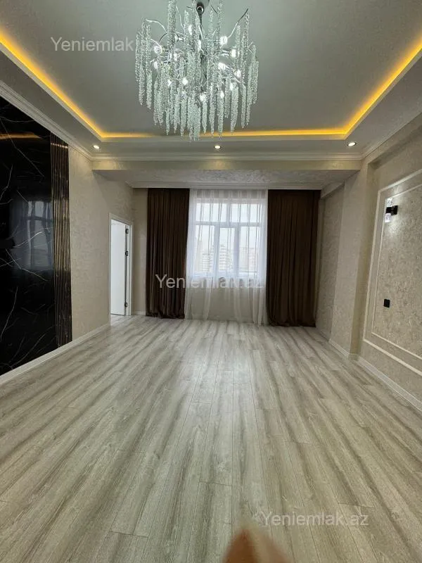 Satılır 3 otaqlı yeni tikili 80 m²