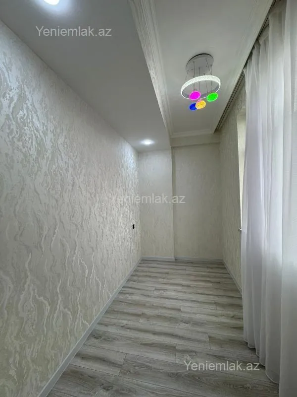 Satılır 3 otaqlı yeni tikili 80 m²
