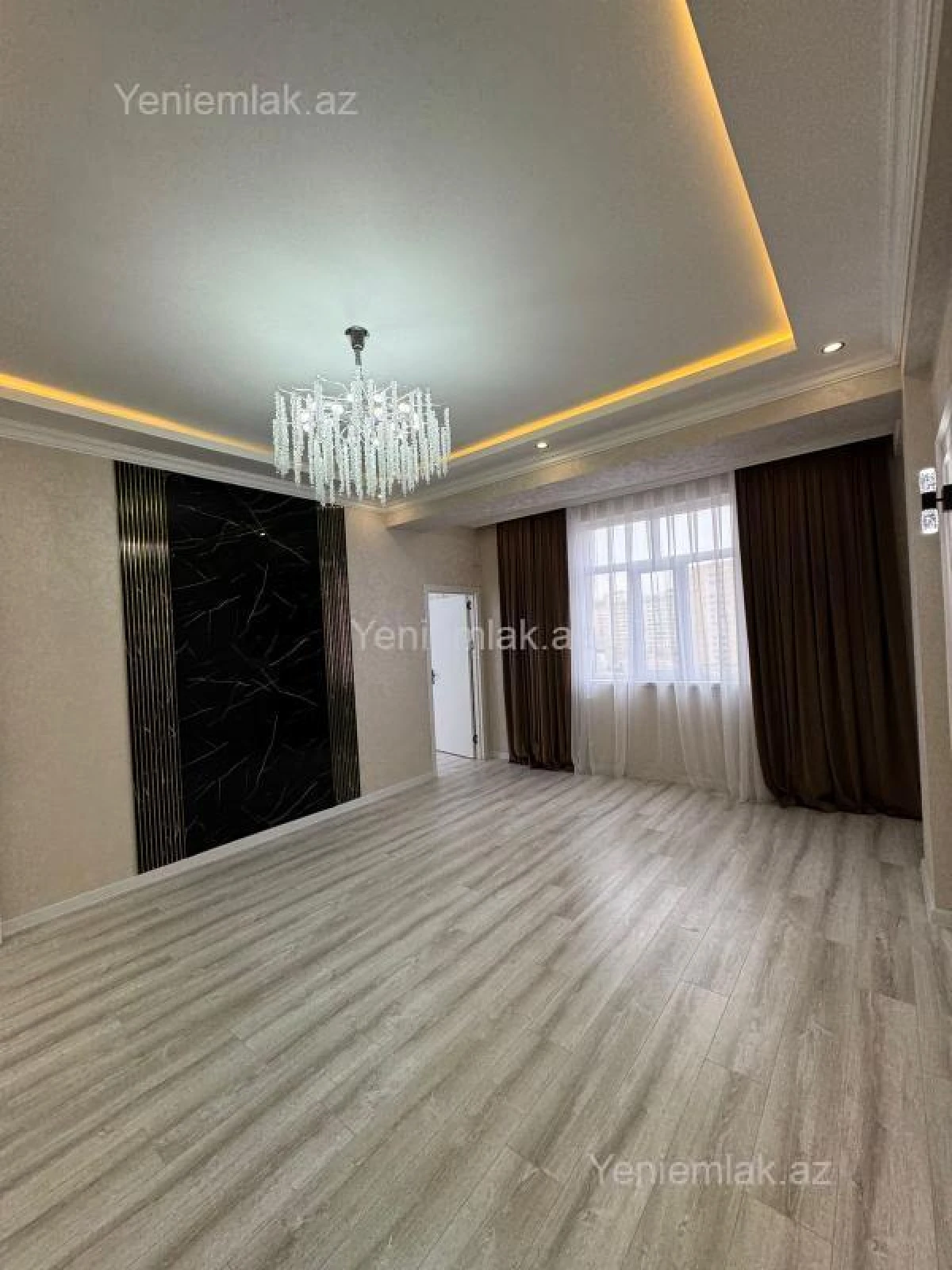 Satılır 3 otaqlı yeni tikili 80 m²