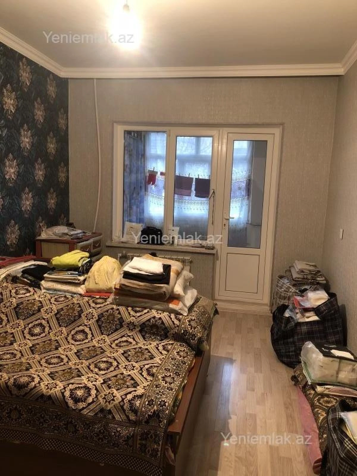 Satılır 3 otaqlı köhnə tikili 80 m²
