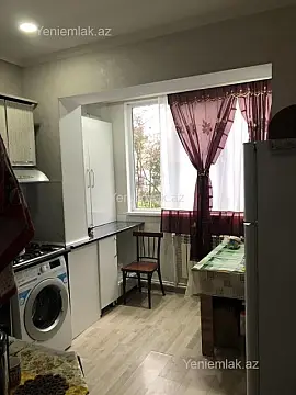 Satılır 3 otaqlı köhnə tikili 80 m²