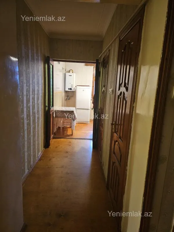 Satılır 3 otaqlı köhnə tikili 70 m²