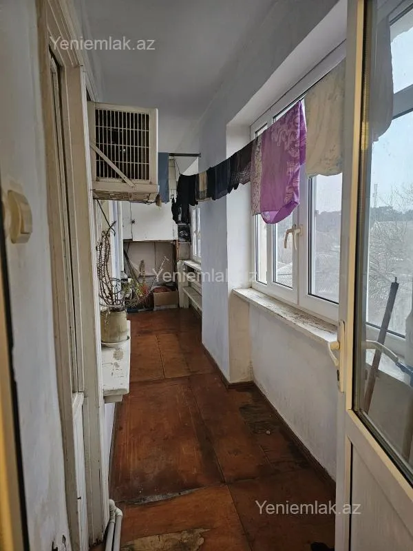 Satılır 3 otaqlı köhnə tikili 70 m²