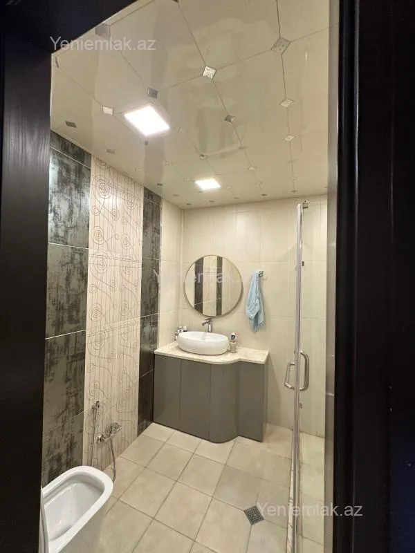 Satılır 3 otaqlı yeni tikili 127 m²