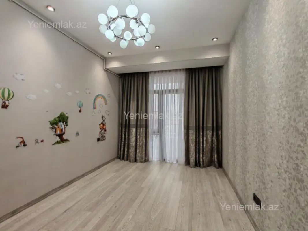 Satılır 3 otaqlı yeni tikili 90 m²
