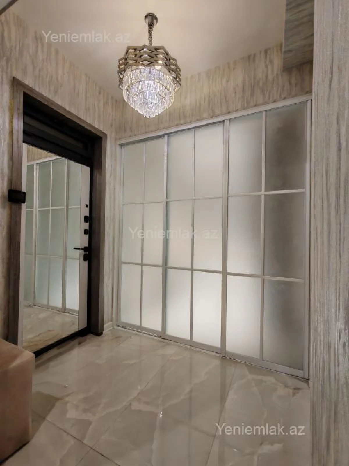 Satılır 3 otaqlı yeni tikili 90 m²