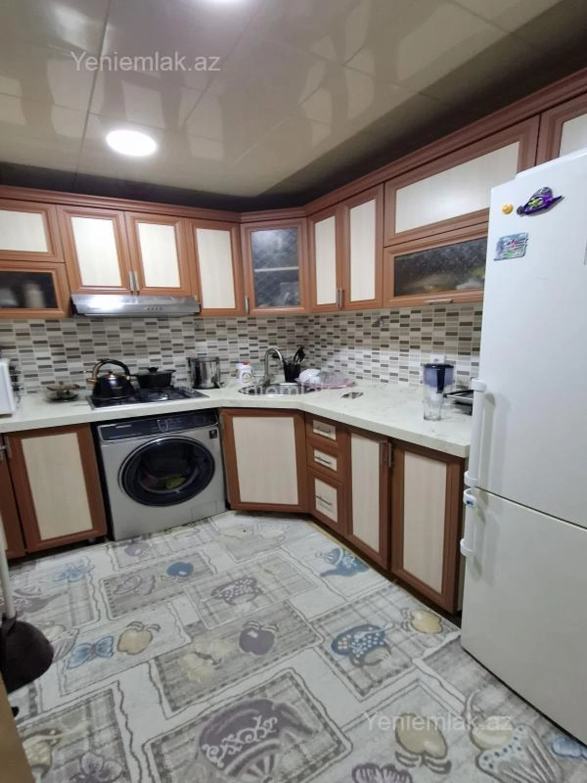 Satılır 3 otaqlı köhnə tikili 68 m²