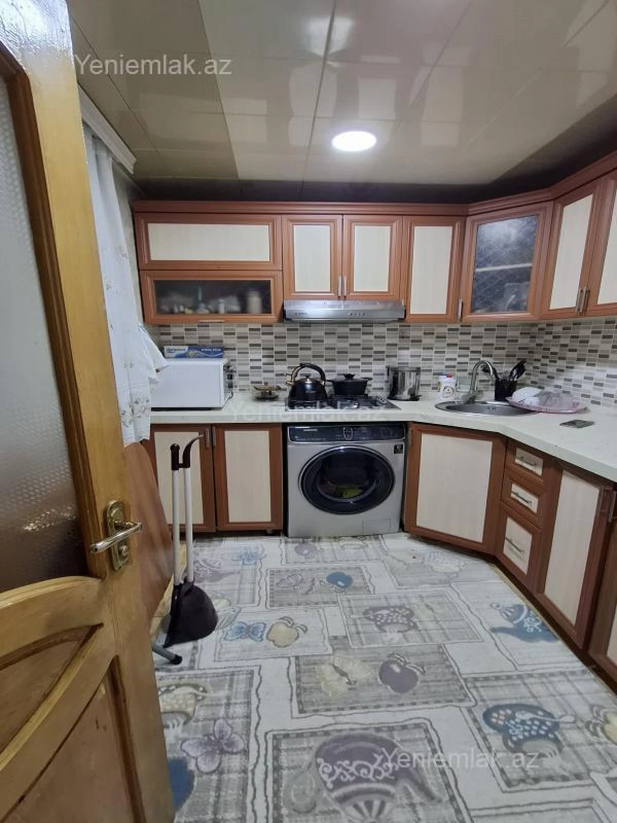 Satılır 3 otaqlı köhnə tikili 68 m²
