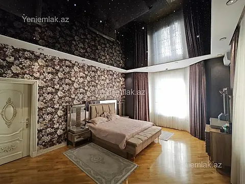 Satılır 7 otaqlı həyət evi 470 m²