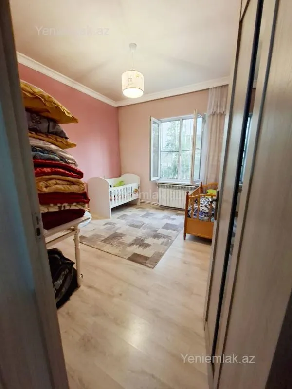 Satılır 3 otaqlı həyət evi 100 m²