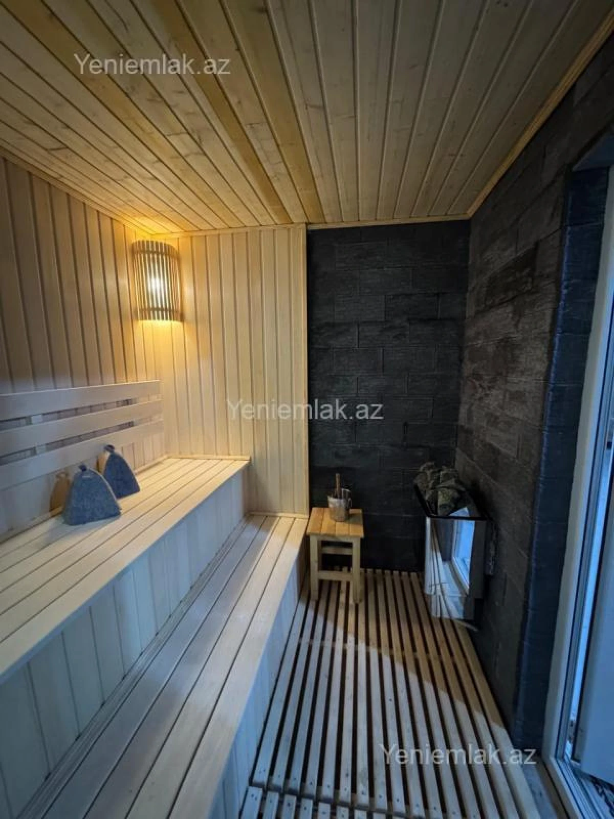 Satılır 4 otaqlı həyət evi 200 m²