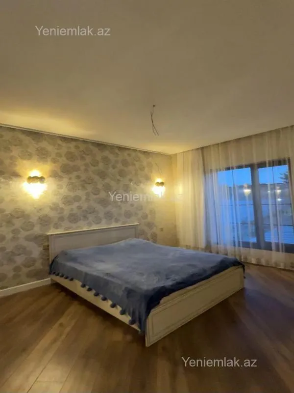 Satılır 4 otaqlı həyət evi 200 m²