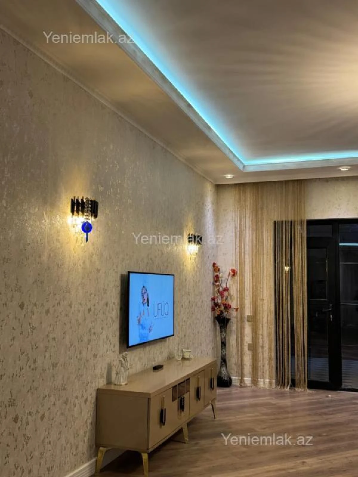 Satılır 4 otaqlı həyət evi 200 m²