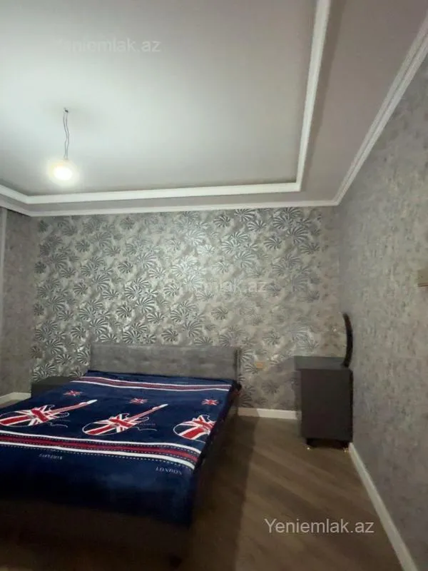 Satılır 4 otaqlı həyət evi 200 m²