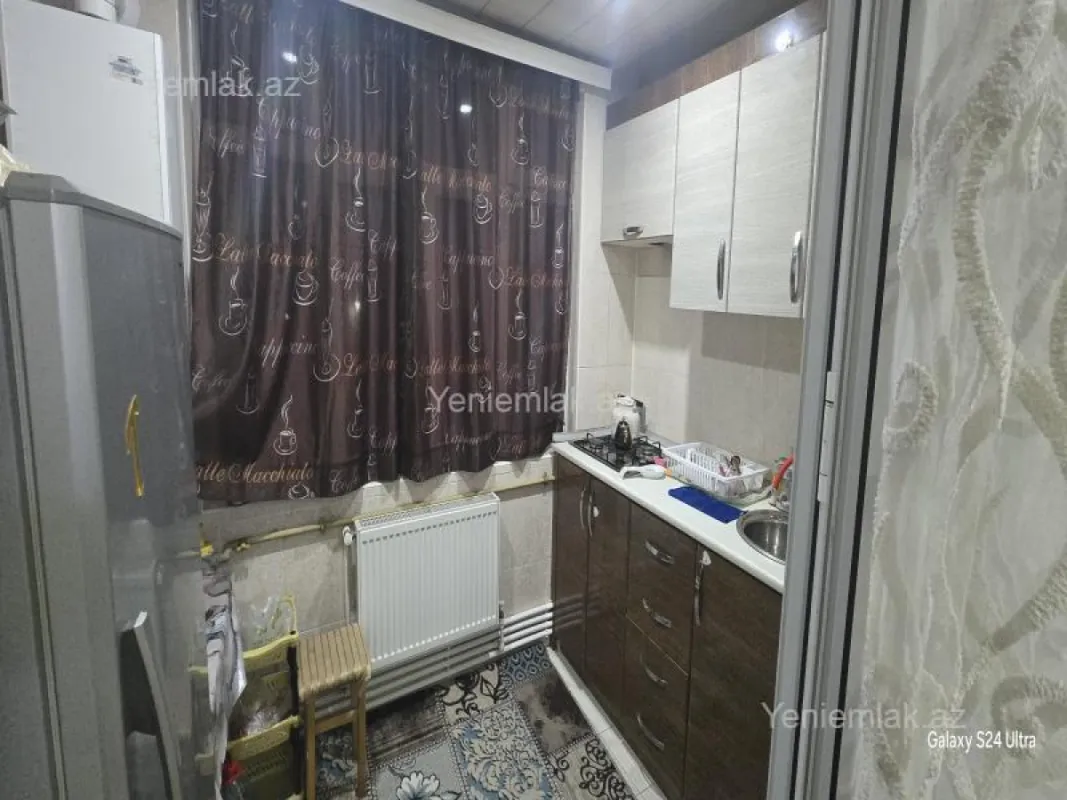 Satılır 3 otaqlı köhnə tikili 65 m²