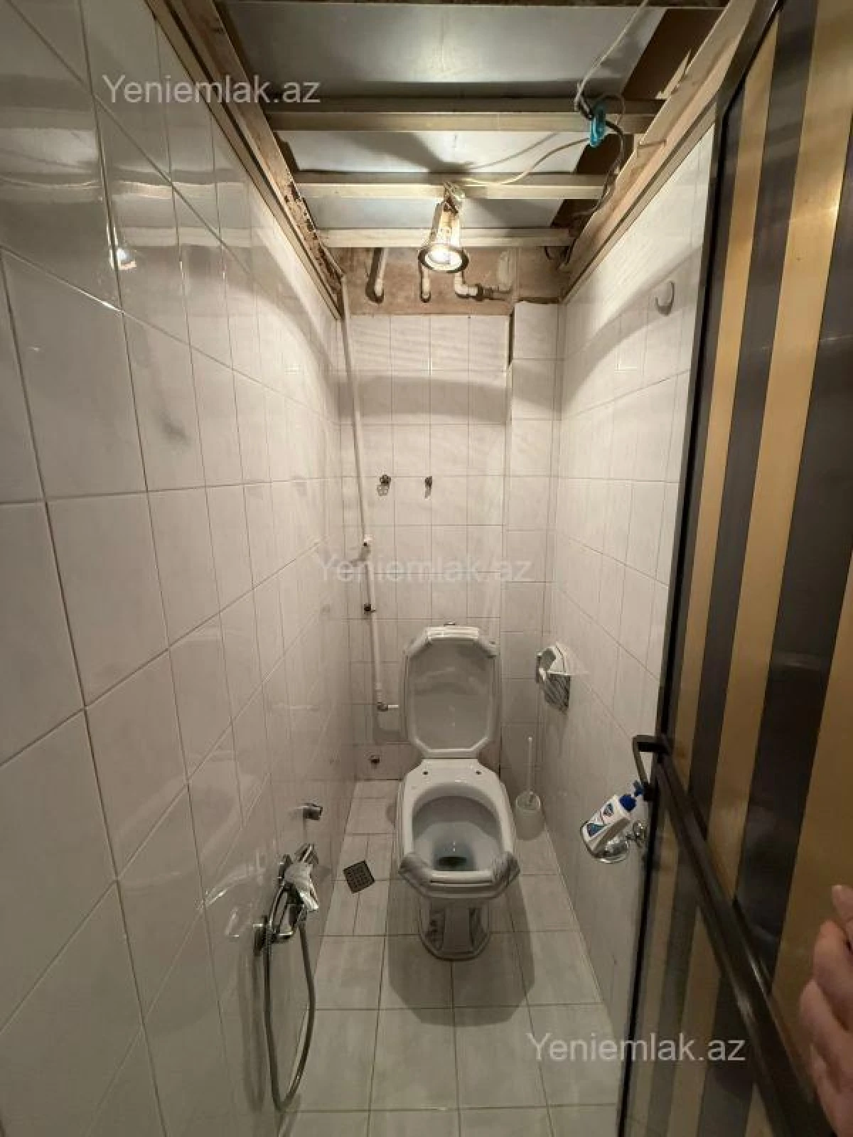 Satılır 4 otaqlı köhnə tikili 110 m²