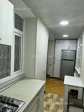 Satılır 3 otaqlı köhnə tikili 60 m²