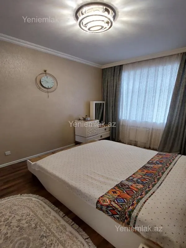 Satılır 3 otaqlı yeni tikili 90 m²