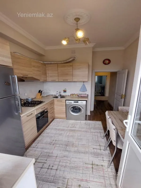 Satılır 3 otaqlı yeni tikili 90 m²