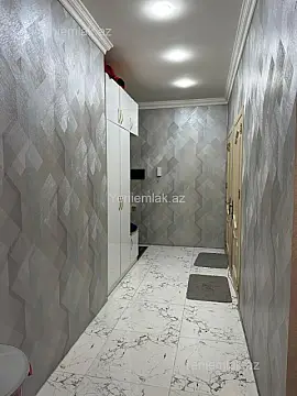 Satılır 4 otaqlı yeni tikili 160 m²