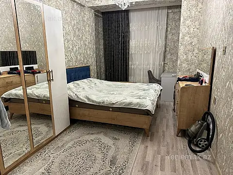 Satılır 4 otaqlı yeni tikili 160 m²