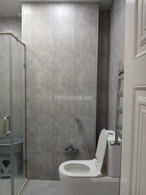 Satılır 2 otaqlı yeni tikili 65 m²
