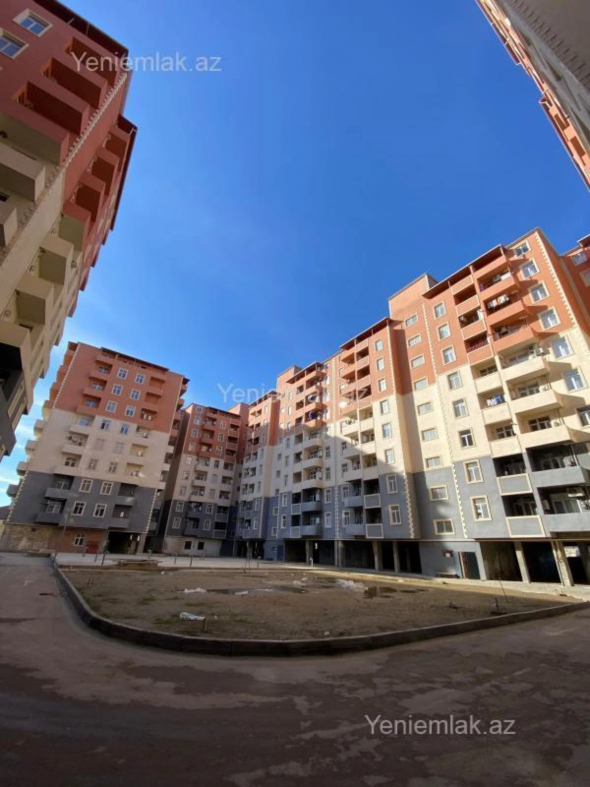 Satılır 2 otaqlı yeni tikili 60 m²