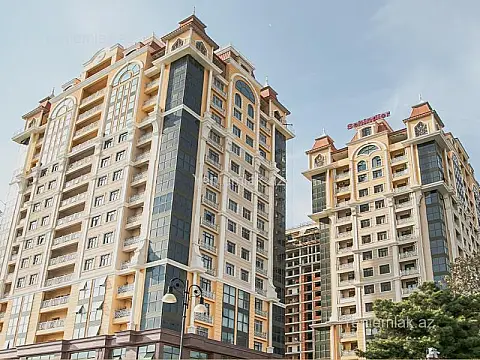 Satılır 3 otaqlı yeni tikili 121.5 m²