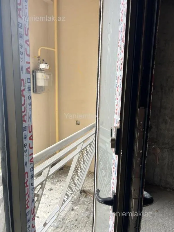 Satılır 3 otaqlı yeni tikili 121.5 m²