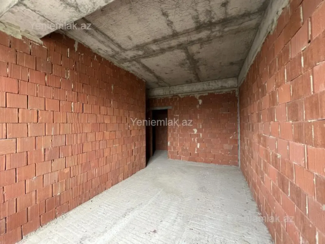 Satılır 3 otaqlı yeni tikili 121.5 m²