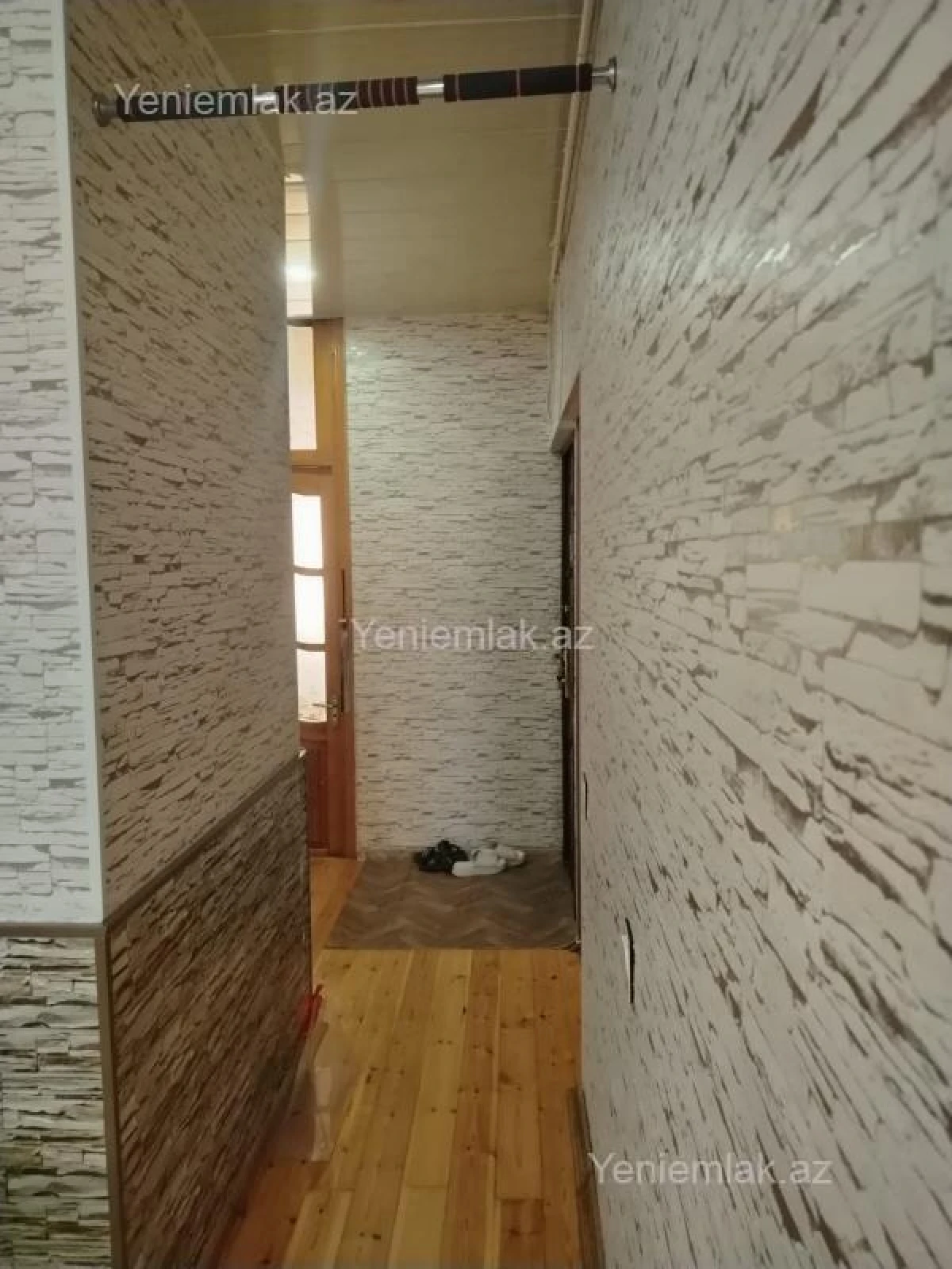 Satılır 3 otaqlı köhnə tikili 70 m²