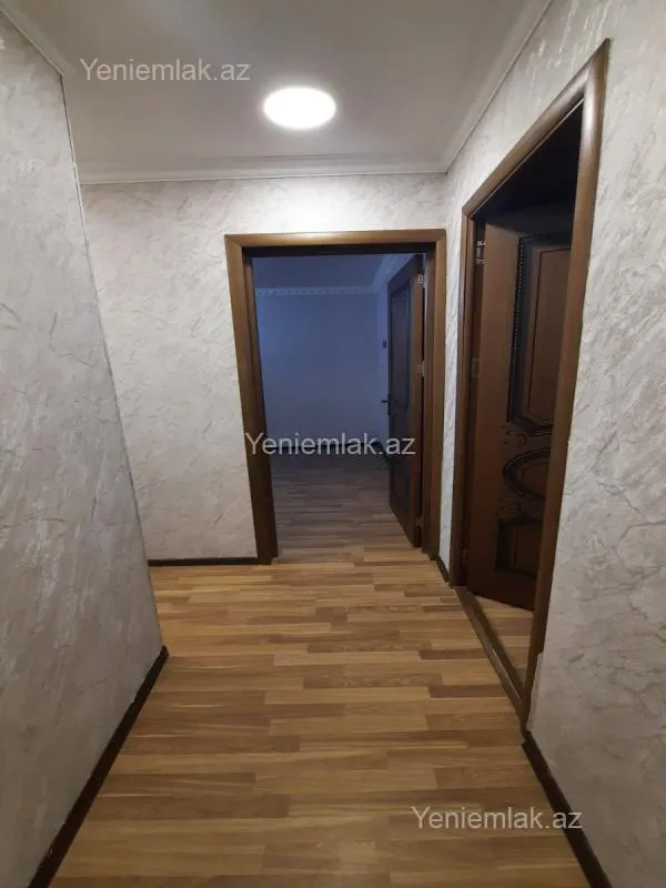 Satılır 3 otaqlı köhnə tikili 68 m²