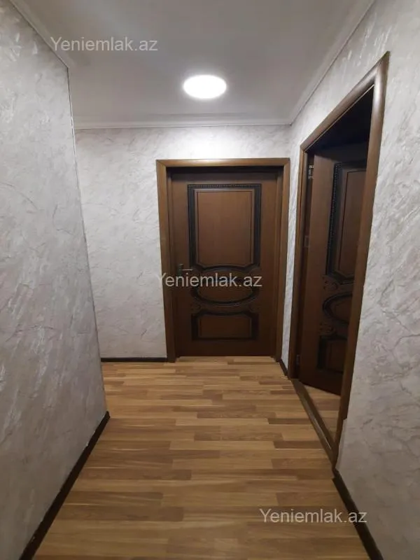 Satılır 3 otaqlı köhnə tikili 68 m²