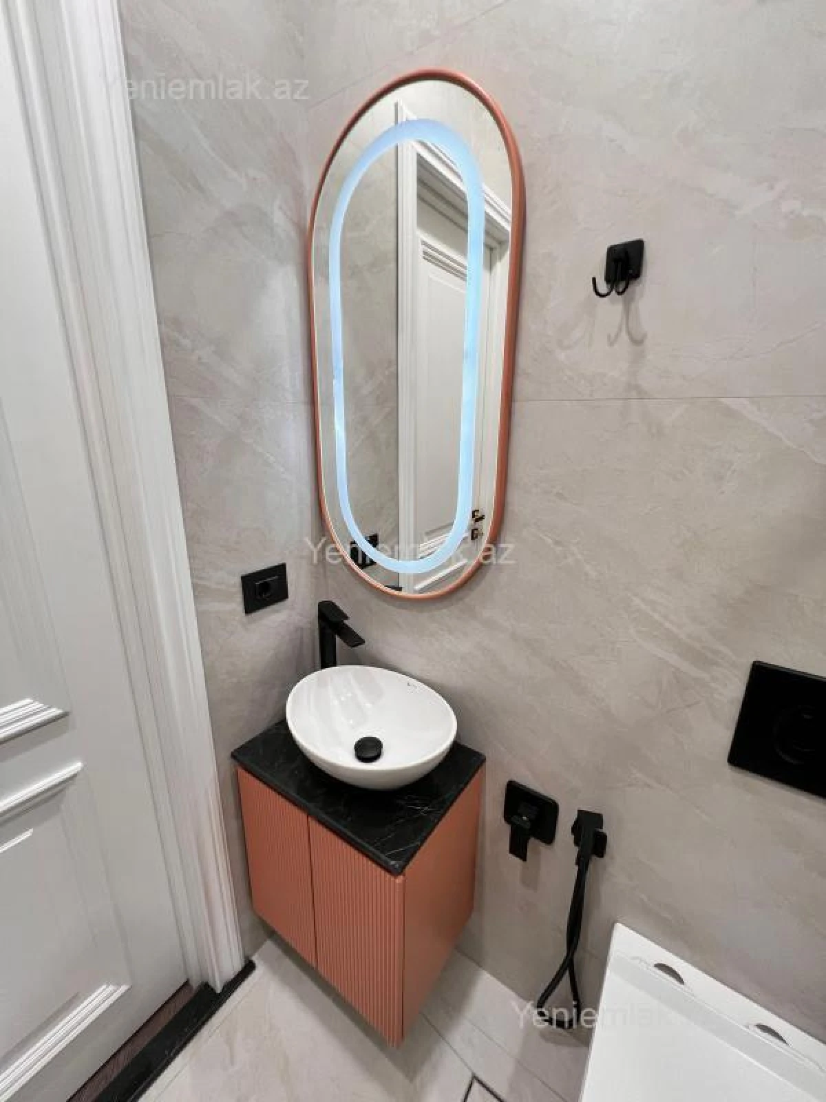 Satılır 3 otaqlı yeni tikili 100 m²