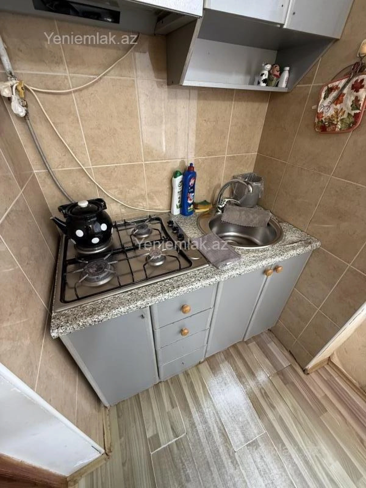 Satılır 2 otaqlı köhnə tikili 50 m²