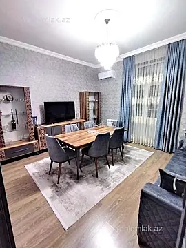 Satılır 2 otaqlı köhnə tikili 70 m²