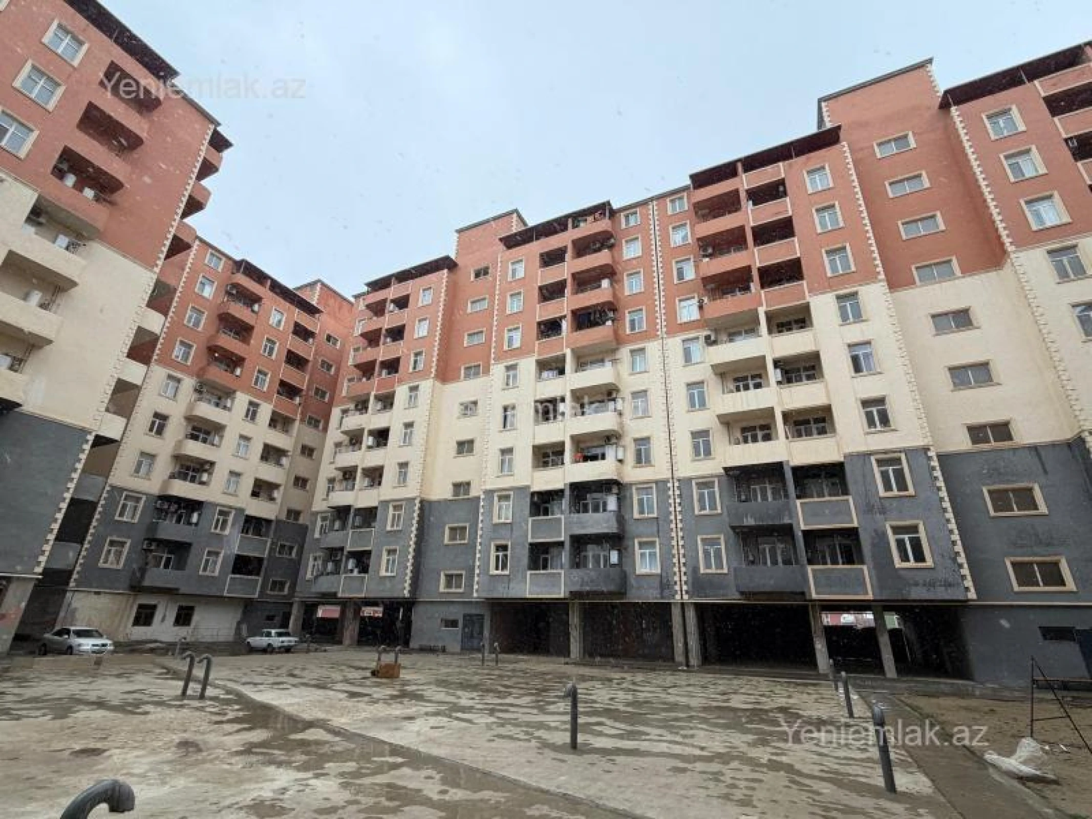 Satılır 2 otaqlı yeni tikili 61 m²