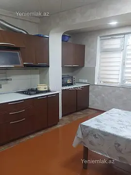 Satılır 2 otaqlı köhnə tikili 77 m²