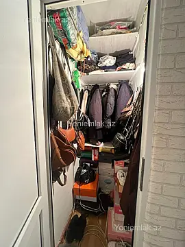 Satılır 2 otaqlı köhnə tikili 65 m²